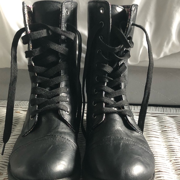 Tilly's Other - girls boots